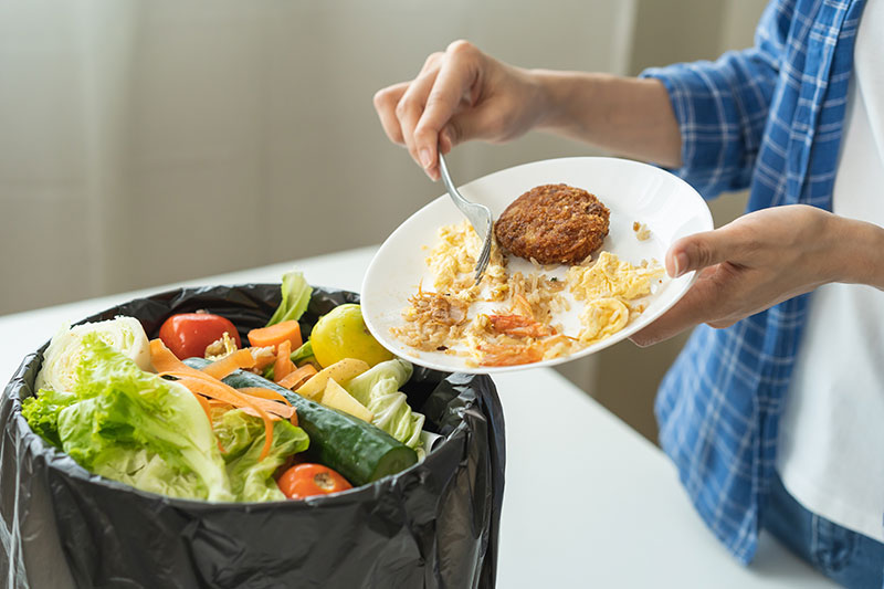 給食における食品ロスの対策①食べ残しの削減