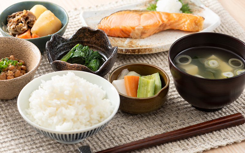 高齢者向けの食事の調理のポイント